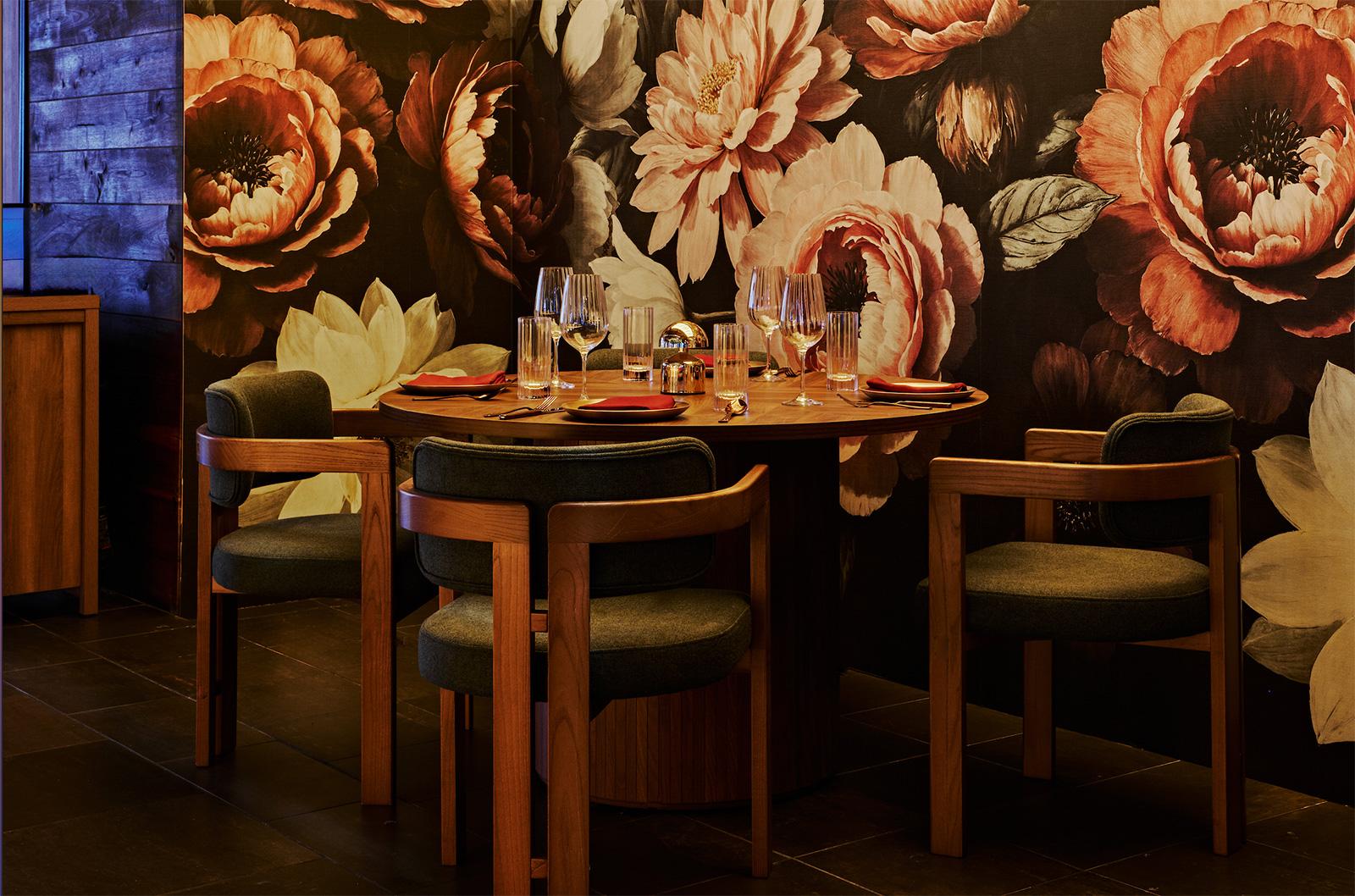 Ikara elegant setting